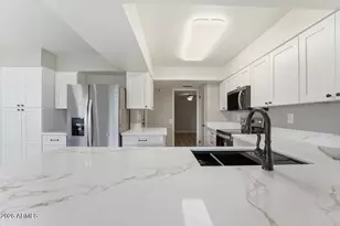 19015 N Signal Butte Cir, Sun City, AZ 85373 - Photo 29