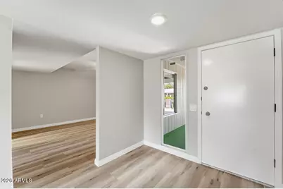 19015 N Signal Butte Circle, Sun City, AZ 85373 - Photo 11