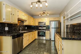 1653 E Vineyard Rd, Phoenix, AZ 85042 - Photo 7