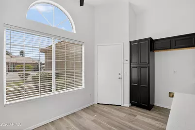 6760 E Northridge Street, Mesa, AZ 85215 - Photo 9