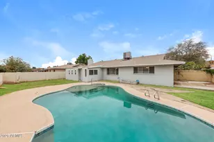 7249 N 30th Ln, Phoenix, AZ 85051 - Photo 21