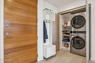 200 W Portland St, Phoenix, AZ 85003 - Photo 9