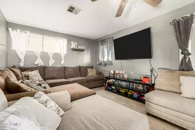 2830 N 48th Lane, Phoenix, AZ 85035 - Photo 5