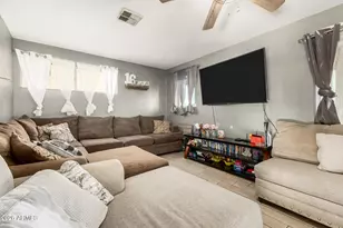 2830 N 48th Ln, Phoenix, AZ 85035 - Photo 5