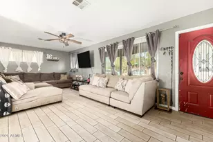 2830 N 48th Ln, Phoenix, AZ 85035 - Photo 3