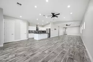 431 N Matlock St, Mesa, AZ 85203 - Photo 5