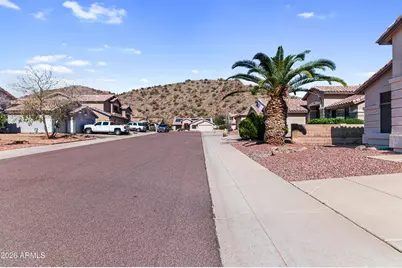 1711 E Runion Drive, Phoenix, AZ 85024 - Photo 5