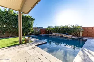 8514 S 8th Ln, Phoenix, AZ 85041 - Photo 17