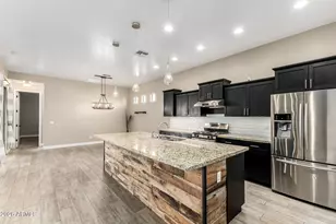 8514 S 8th Ln, Phoenix, AZ 85041 - Photo 3