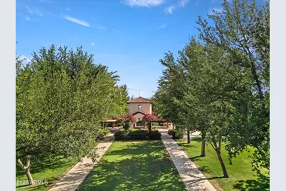 21022 W Edith Way, Buckeye, AZ 85396 - Photo 41