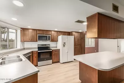 5222 W Las Palmaritas Drive, Glendale, AZ 85302 - Photo 15