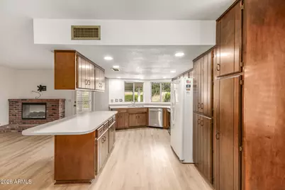 5222 W Las Palmaritas Drive, Glendale, AZ 85302 - Photo 13