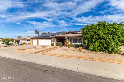 5222 W Las Palmaritas Drive, Glendale, AZ 85302 - Photo 3