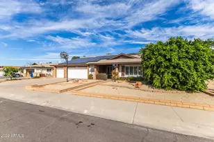 5222 W Las Palmaritas Dr, Glendale, AZ 85302 - Photo 3