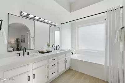 9055 E Kalil Drive, Scottsdale, AZ 85260 - Photo 23