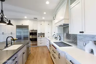 5994 E Orange Blossom Ln, Phoenix, AZ 85018 - Photo 43