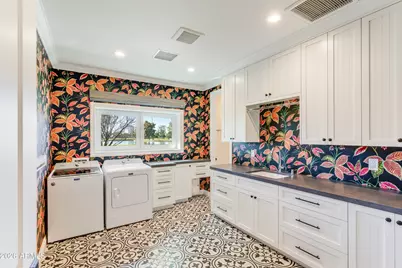 5994 E Orange Blossom Lane, Phoenix, AZ 85018 - Photo 61