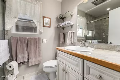 10910 W Hutton Drive, Sun City, AZ 85351 - Photo 25