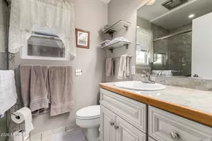 10910 W Hutton Dr, Sun City, AZ 85351 - Photo 25