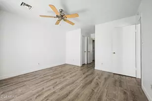 7040 W Olive Ave, Peoria, AZ 85345 - Photo 33