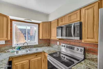 3056 N 32nd Street #354, Phoenix, AZ 85018 - Photo 7