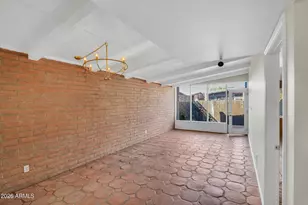 3056 N 32nd St, Phoenix, AZ 85018 - Photo 17