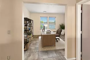 10562 W Via Del Sol, Peoria, AZ 85383 - Photo 3