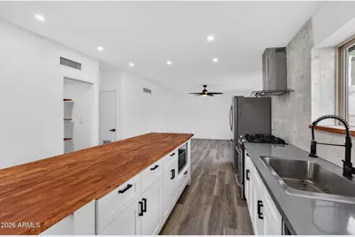 1527 W Windrose Drive, Phoenix, AZ 85029 - Photo 15