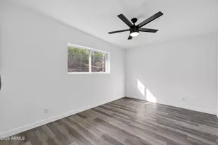 1527 W Windrose Dr, Phoenix, AZ 85029 - Photo 29