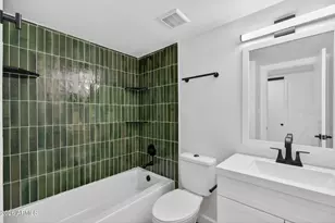 1527 W Windrose Dr, Phoenix, AZ 85029 - Photo 11