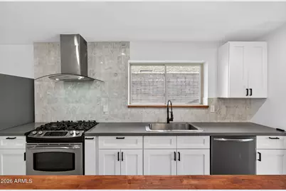 1527 W Windrose Drive, Phoenix, AZ 85029 - Photo 19