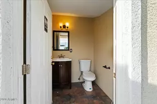 7031 E Mallory St, Mesa, AZ 85207 - Photo 35