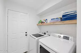 7925 E Pepper Tree Ln, Scottsdale, AZ 85250 - Photo 21