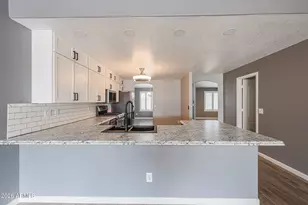 11059 W Irma Ln, Peoria, AZ 85373 - Photo 3