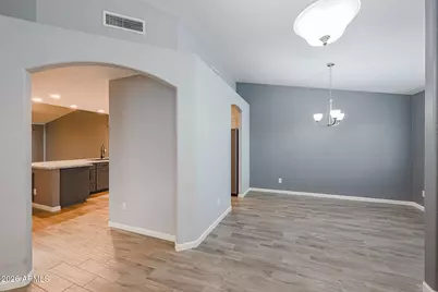 11059 W Irma Lane, Peoria, AZ 85373 - Photo 9