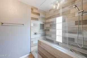 11059 W Irma Ln, Peoria, AZ 85373 - Photo 17