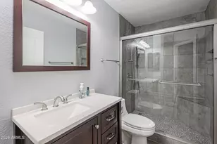 11059 W Irma Ln, Peoria, AZ 85373 - Photo 21