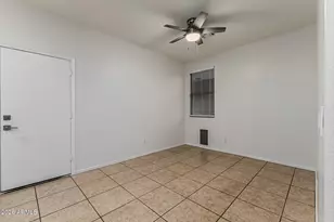 20944 N 94th Ln, Peoria, AZ 85382 - Photo 9