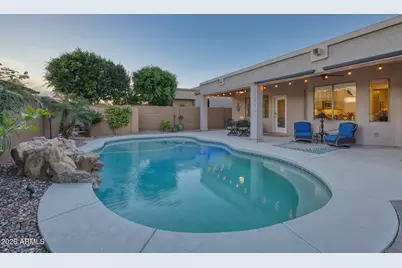 17455 W Meadow Lane, Surprise, AZ 85388 - Photo 45