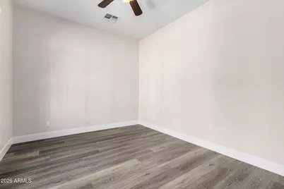 21231 N 38th Place, Phoenix, AZ 85050 - Photo 17