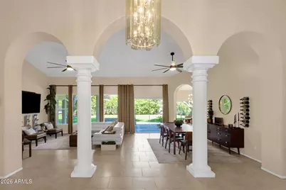 1542 E Catamaran Drive, Gilbert, AZ 85234 - Photo 11