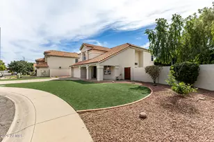 2301 E Millbrae Ct, Gilbert, AZ 85234 - Photo 3