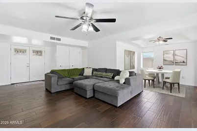 3934 W Aire Libre Avenue, Phoenix, AZ 85053 - Photo 3