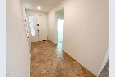 10786 W Bronco Trail, Peoria, AZ 85383 - Photo 9