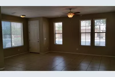 5627 W Huntington Drive, Laveen, AZ 85339 - Photo 5