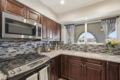 9602 N 41st Avenue, Phoenix, AZ 85051 - Photo 11