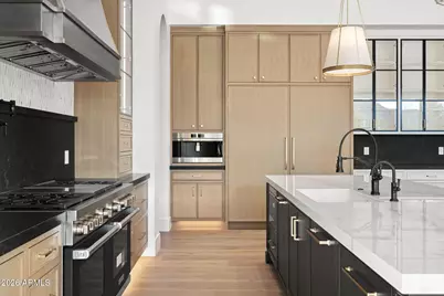 6610 N Mountain View Drive, Paradise Valley, AZ 85253 - Photo 11