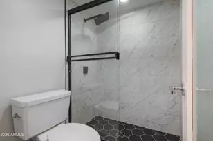 10444 N 69th St, Paradise Valley, AZ 85253 - Photo 9