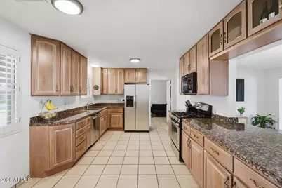 934 E Berridge Lane, Phoenix, AZ 85014 - Photo 5