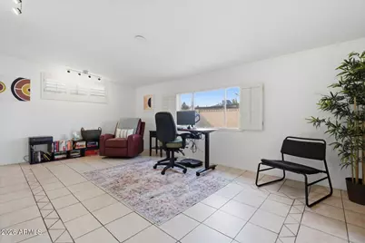 934 E Berridge Lane, Phoenix, AZ 85014 - Photo 13